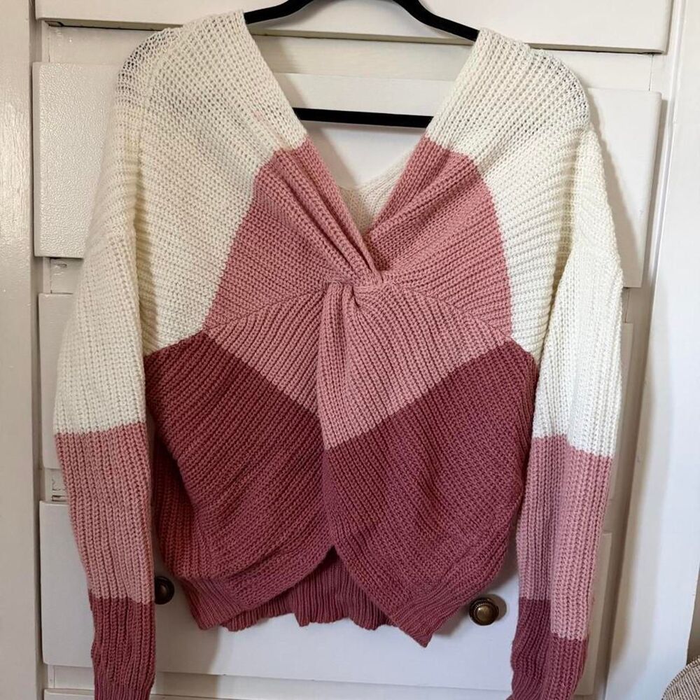 No Boundaries Women's multi Jumper. size XXL